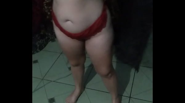 HOT MATURE