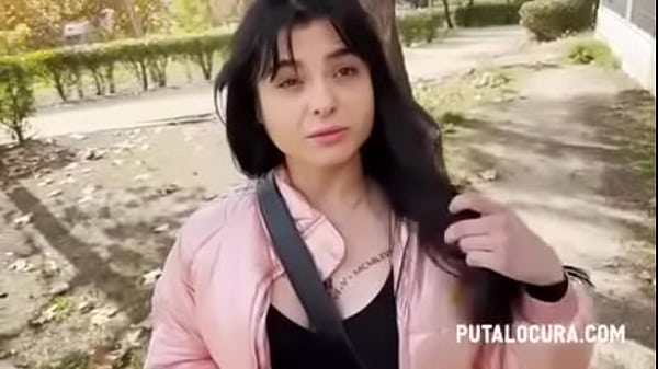 Nadja Lapiedra is caught by Torbe
